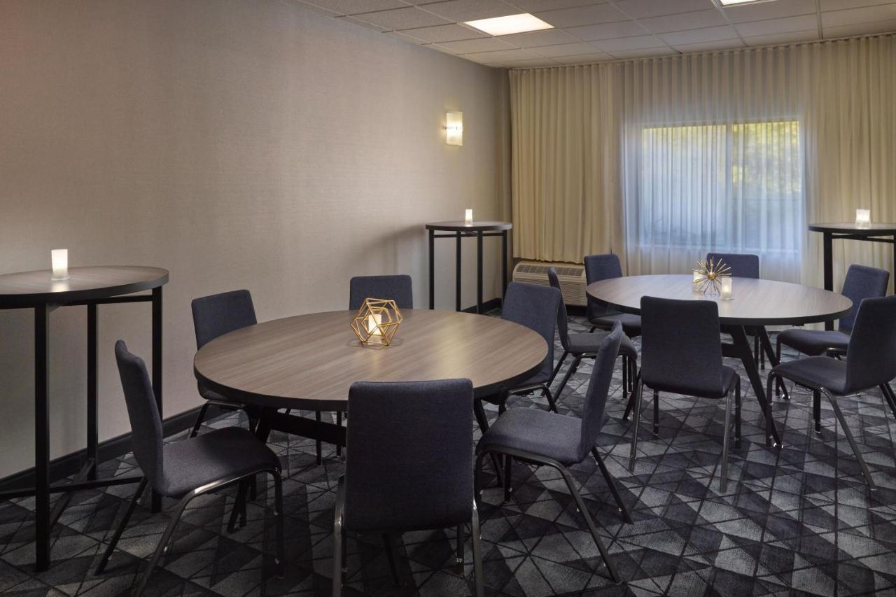 Hotel Courtyard By Marriott Atlanta Alpharetta Zewnętrze zdjęcie